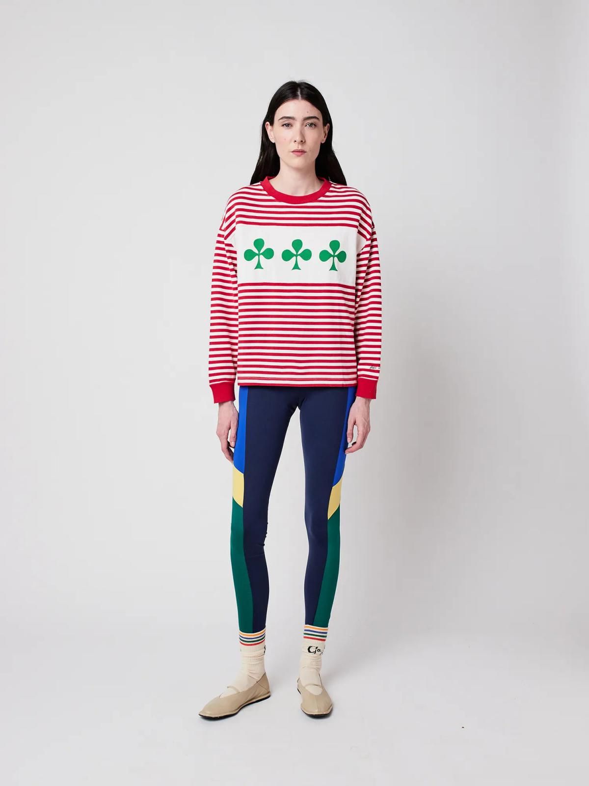 보보쇼즈 스트라이프 릴렉스핏 클로버 프린트 긴팔 티셔츠 B225AD013 ONE COLOR - 상세 이미지 4