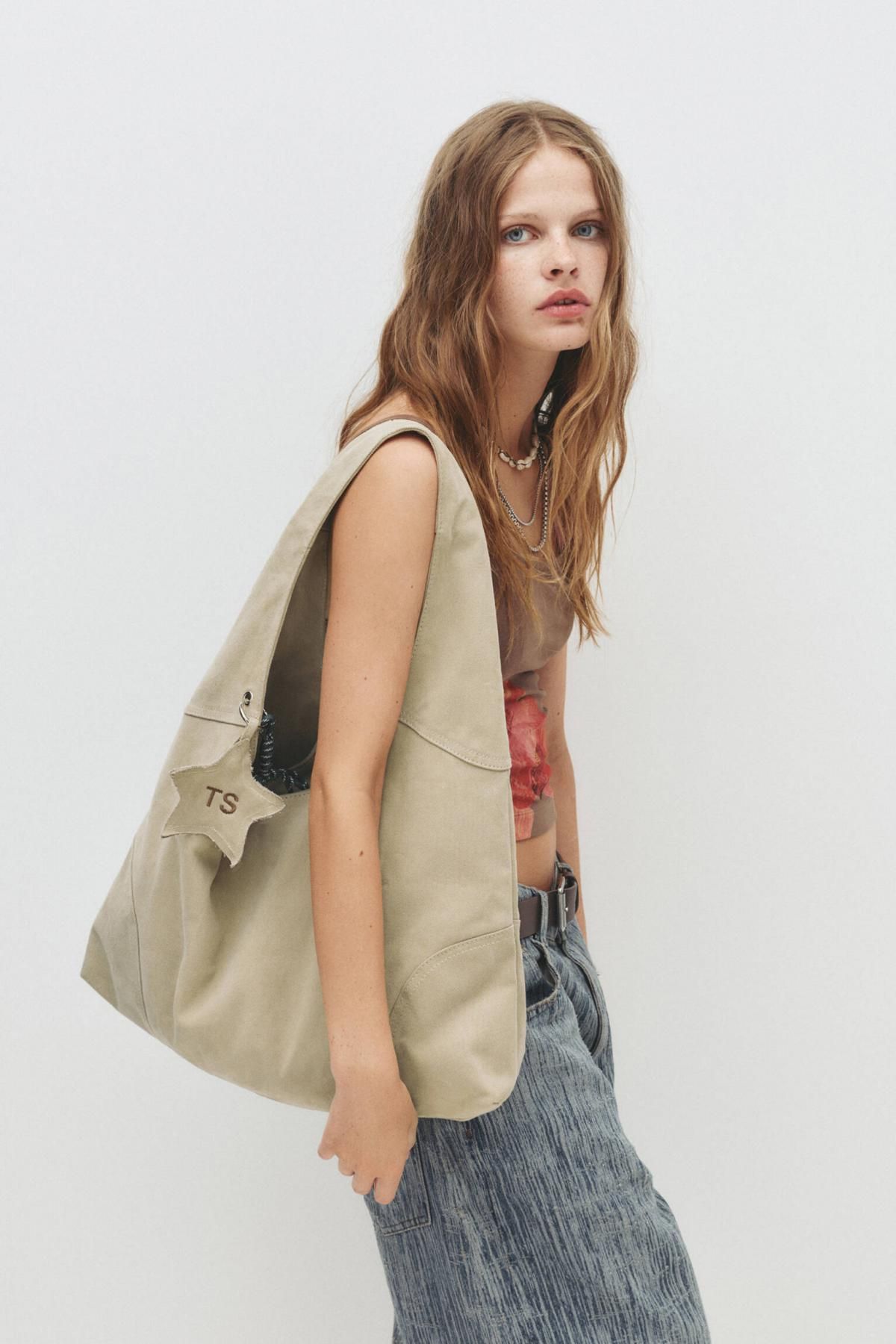풀앤베어 스타 참 캔버스 쇼퍼백 4015/640 BEIGE - 상세 이미지 2