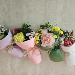 유스풀몰 핑크 손바닥 꽃다발 생화 택배 납골당 추모꽃 솔직 후기 | 실사용자 리뷰 분석 - 상품 이미지 3