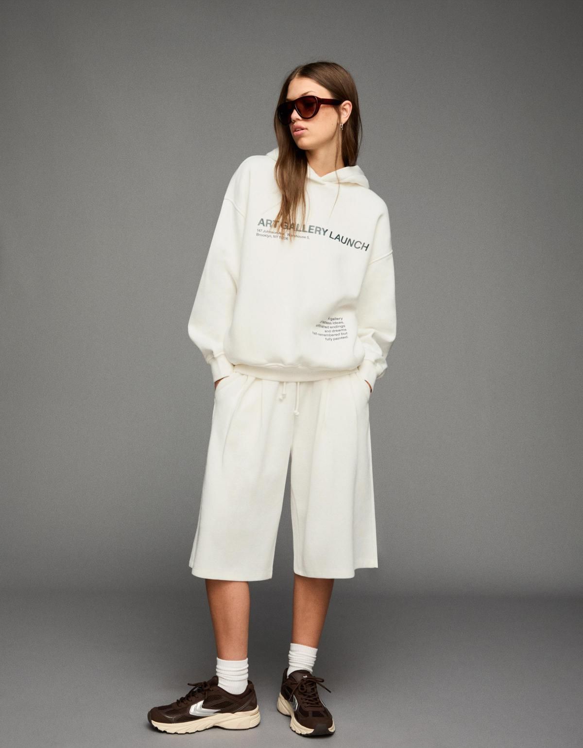 버쉬카 오버핏 프린트 화이트 후드티 7059/700 OFF WHITE - 상세 이미지 5