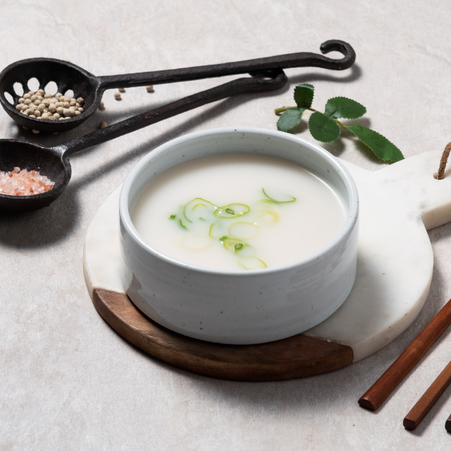 [선물정육점] 아산맛집 프리미엄 한우 사골국 350g x 5팩 - 상품 이미지