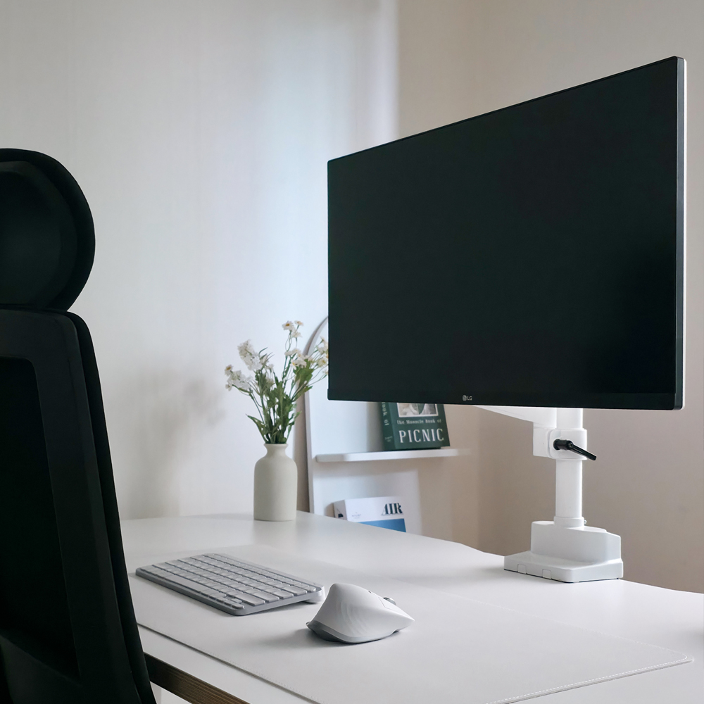 루나랩 모니터암 거치대 싱글 세로 수직 상하 스탠다드 폴 블랙