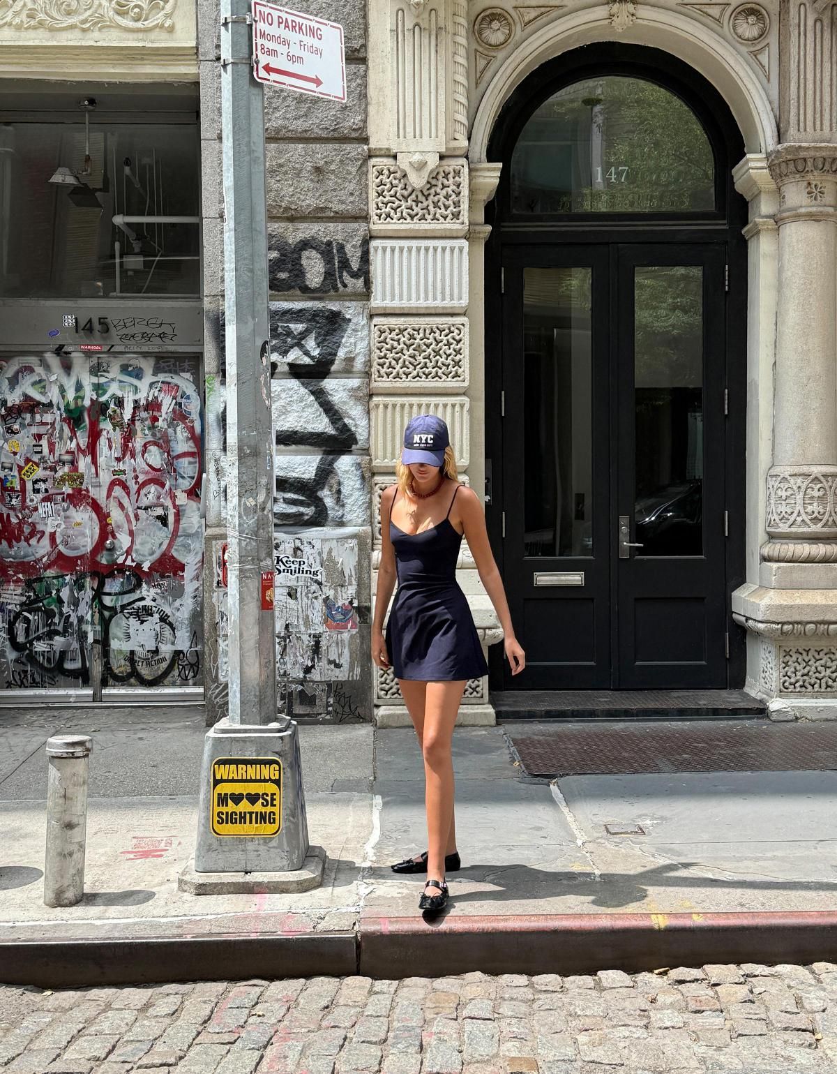 버쉬카 미니멀 슬리브리스 스트랩 미니 원피스 5638/187 NAVY - 상세 이미지 4