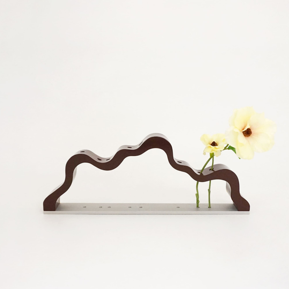 오띠오 능선 L 알루미늄 화병 (BROWN) 꽃병 인테리어 오브제 옻칠 수작업 - 상세 이미지 3