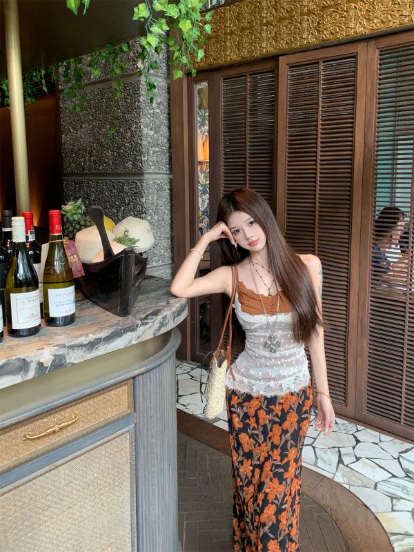 여성 고급스러운 레이스 민소매 시스루 블라우스 화사한 플라워 롱 스커트 투피스 세트 밴딩 하객룩 데이트룩 페미닌 우아한 데일리 나들이룩 바캉스룩 봄 여름 - 상세 이미지 3