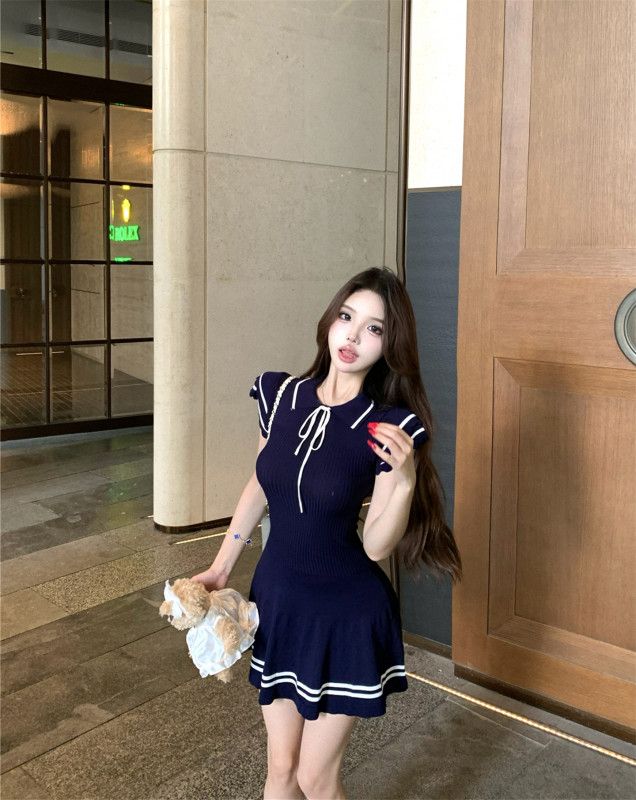 여성 세일러카라 슬림핏 니트 미니 원피스 반팔 플레어라인 데이트룩 오피스룩 캐주얼 봄 여름 - 상세 이미지 4