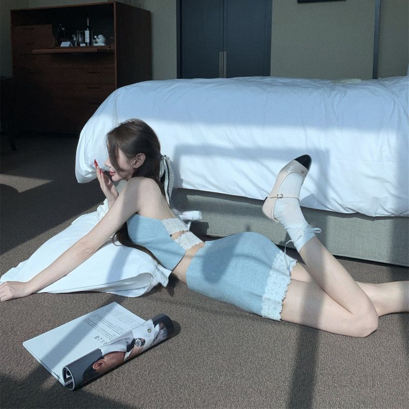 여성 백리스 홀터넥 크롭 민소매 상의 레이스 미니스커트 투피스 세트 핫걸 슬림핏 데이트룩 캐주얼 코디 봄 여름 - 상세 이미지 5