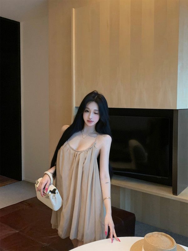 여성 카키 A라인 루즈핏 민소매 슬립 뷔스티에 원피스 주름 바캉스 휴가 비치웨어 데일리 데이트룩 봄 여름 - 상세 이미지 3