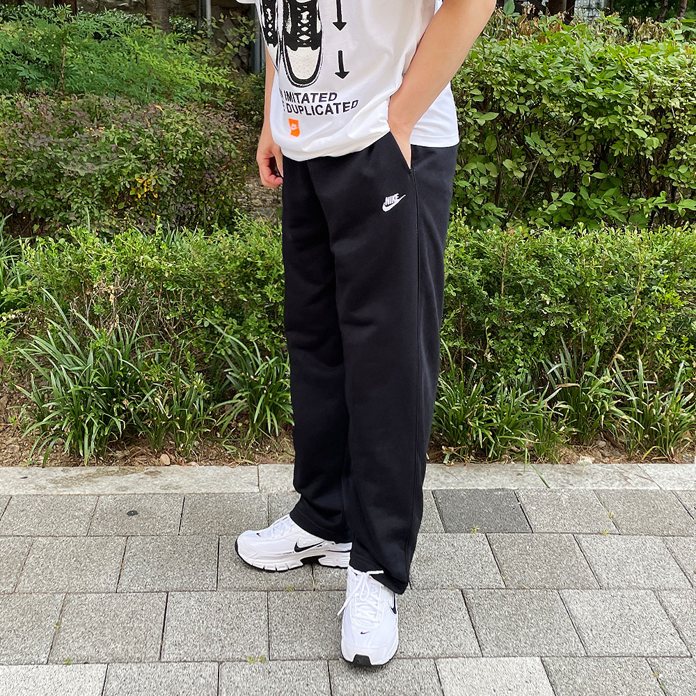 (국내매장판) 나이키 긴 바지 트레이닝 조거 팬츠 일자 스우시 클럽 운동복