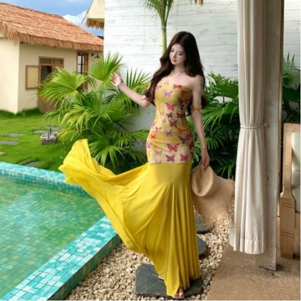 여성 튜브탑 나비패턴 쉬폰 머메이드 롱원피스 언발란스 플레어 바캉스룩 휴양지룩 봄 여름 - 상품 이미지