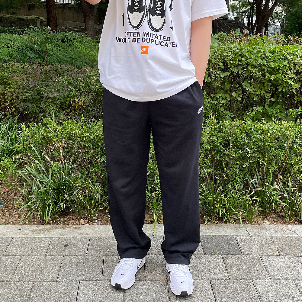(국내매장판) 나이키 긴 바지 트레이닝 조거 팬츠 일자 스우시 클럽 운동복