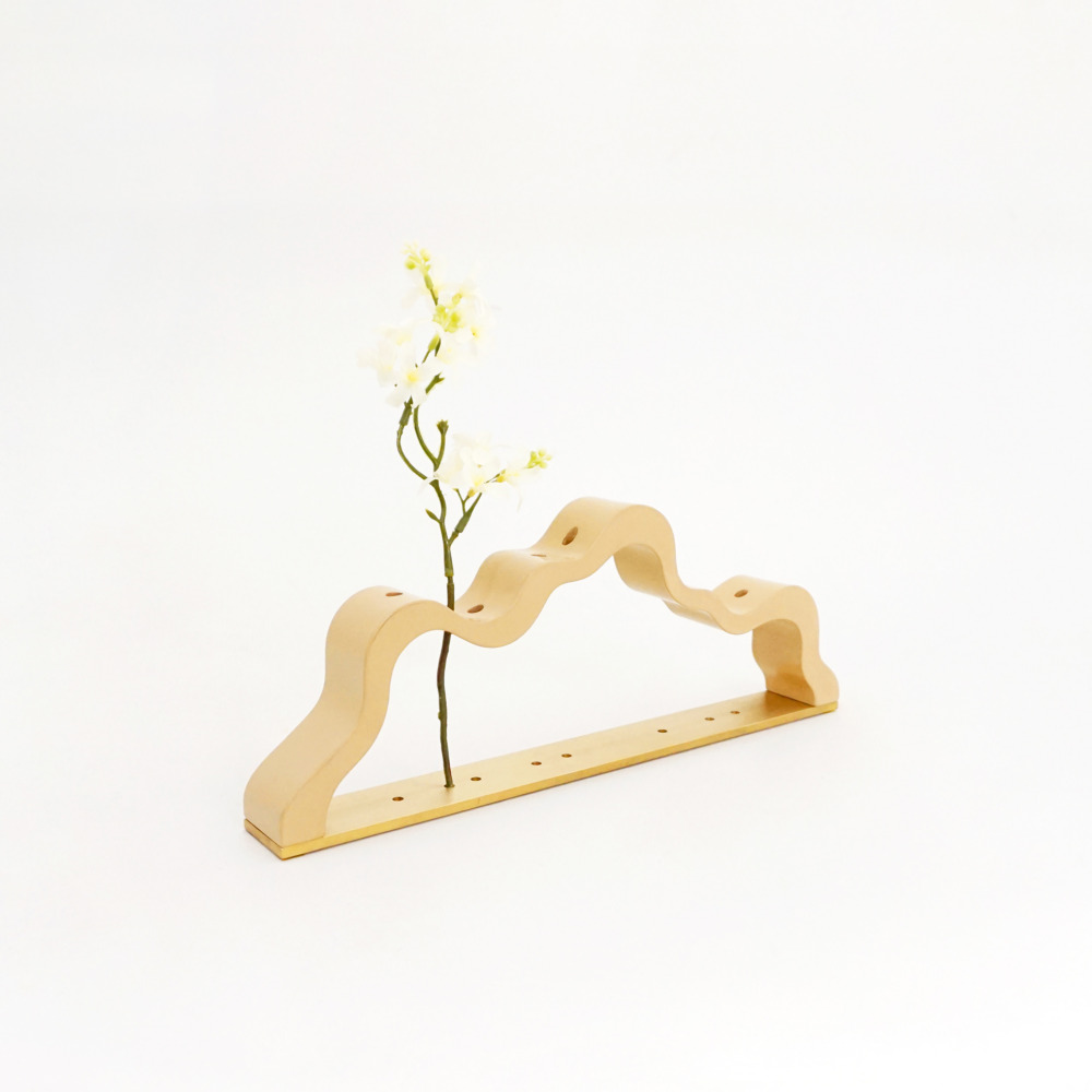 오띠오 능선 L 황동 화병 (IVORY) 꽃병 인테리어 오브제 옻칠 수작업 - 상세 이미지 3
