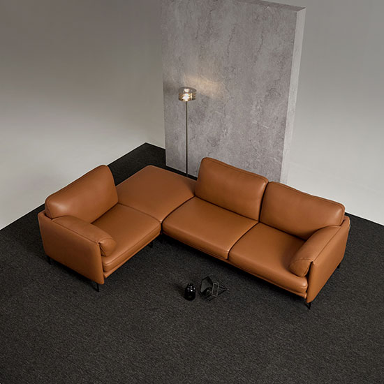 막스앤 레체 4인용 풀그레인 통가죽 소파