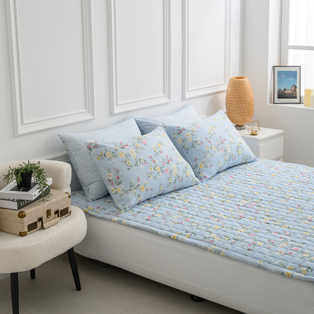 거실 카페트 국산 마이크로 모달 누빔 패드 빅토리아 Q 150x200