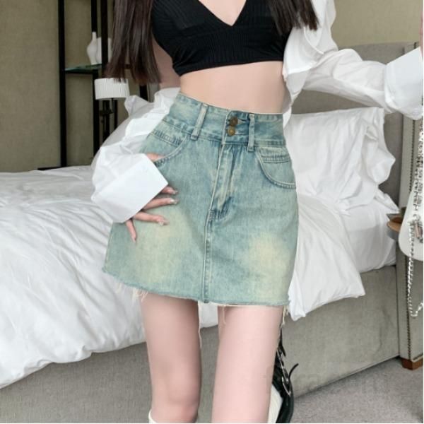 여성 하이웨스트 워싱 데님 A라인 미니 스커트 숏 청치마 컷팅 캐주얼 데일리룩 데이트룩 봄 여름 코디 - 메인 이미지