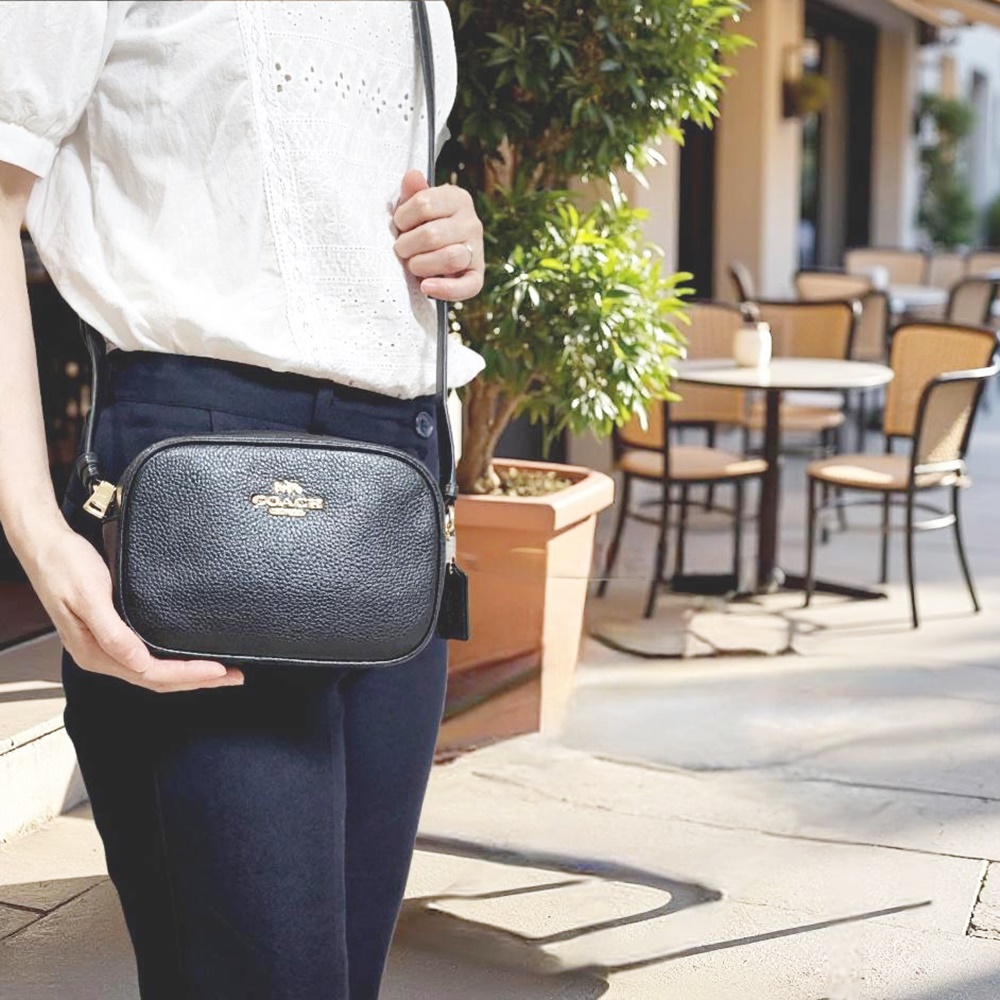 코치 여성 미니 크로스백 블랙 데일리가방 CQ875