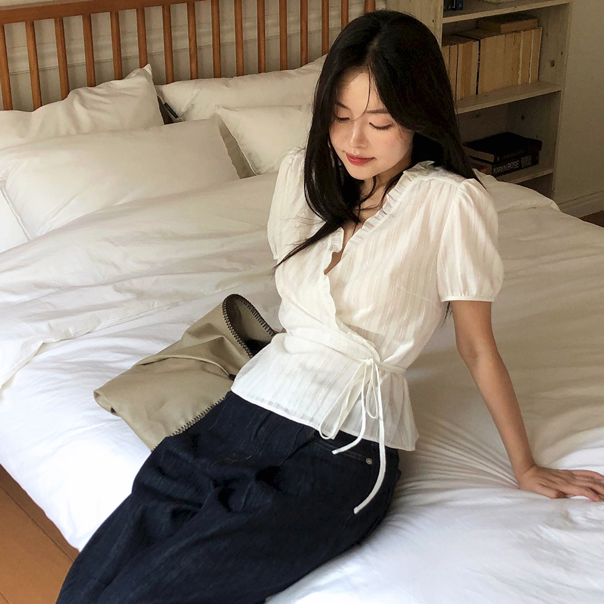 [N판매자배송] 레이어드 랩 블라우스 RMBLF38R96