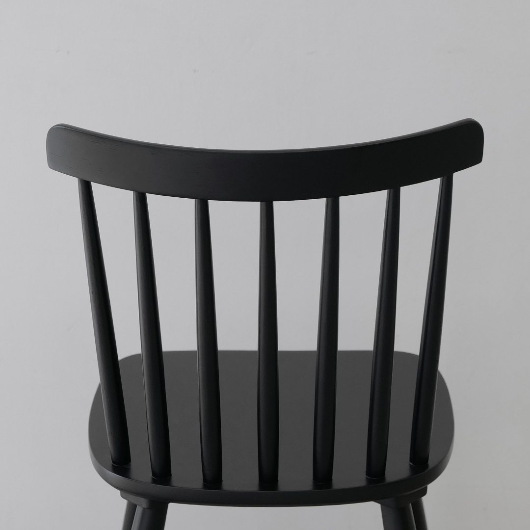 자야캠핑 코콜라 1919 카페 인테리어 천연 원목 블랙 식탁의자