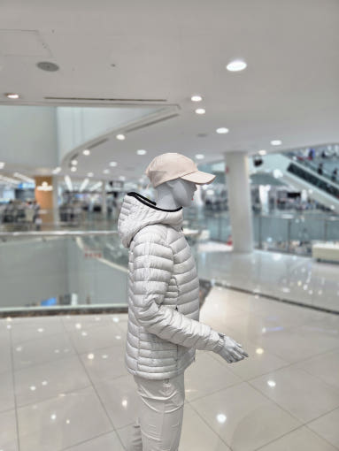 아이더 여성 헤리티지 자켓 착용 이미지