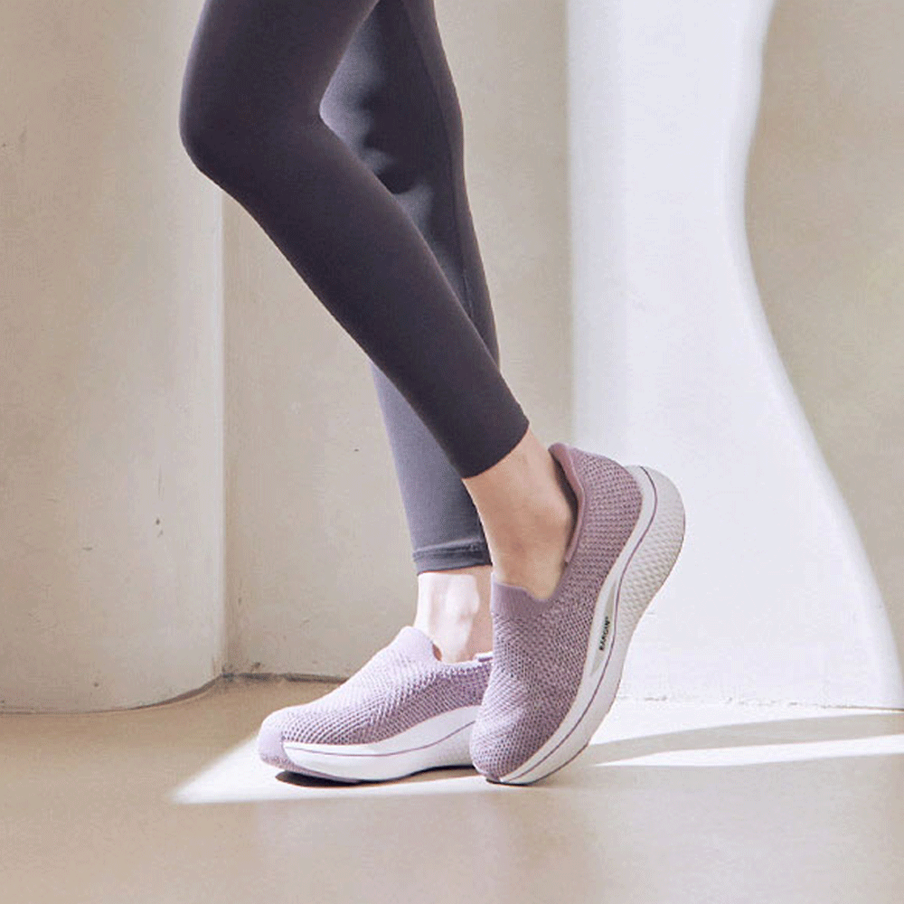 [슈퍼특가] 손 안 대고 신는 바로인 매직업 여성슬립온 여자스니커즈 발편한운동화