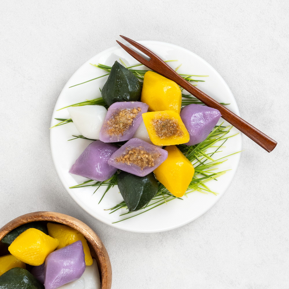 국산 참깨 추석 송편 1kg 차례상 떡선물 쫄깃한 맛있는 고소한 꿀송편 단체주문 - 상세 이미지 3