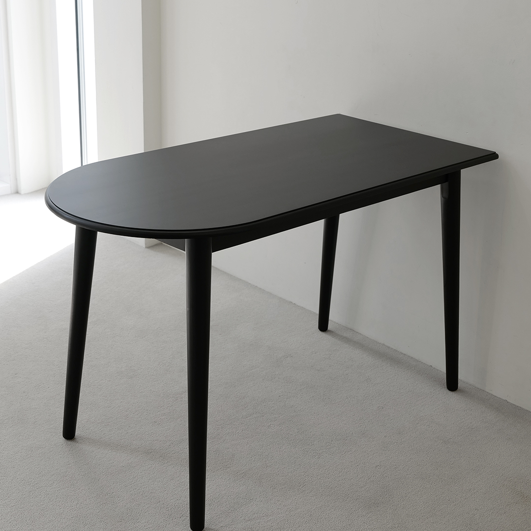 자야캠핑 포르보 블랙 천연 원목 반원 반타원형 식탁 테이블 1200