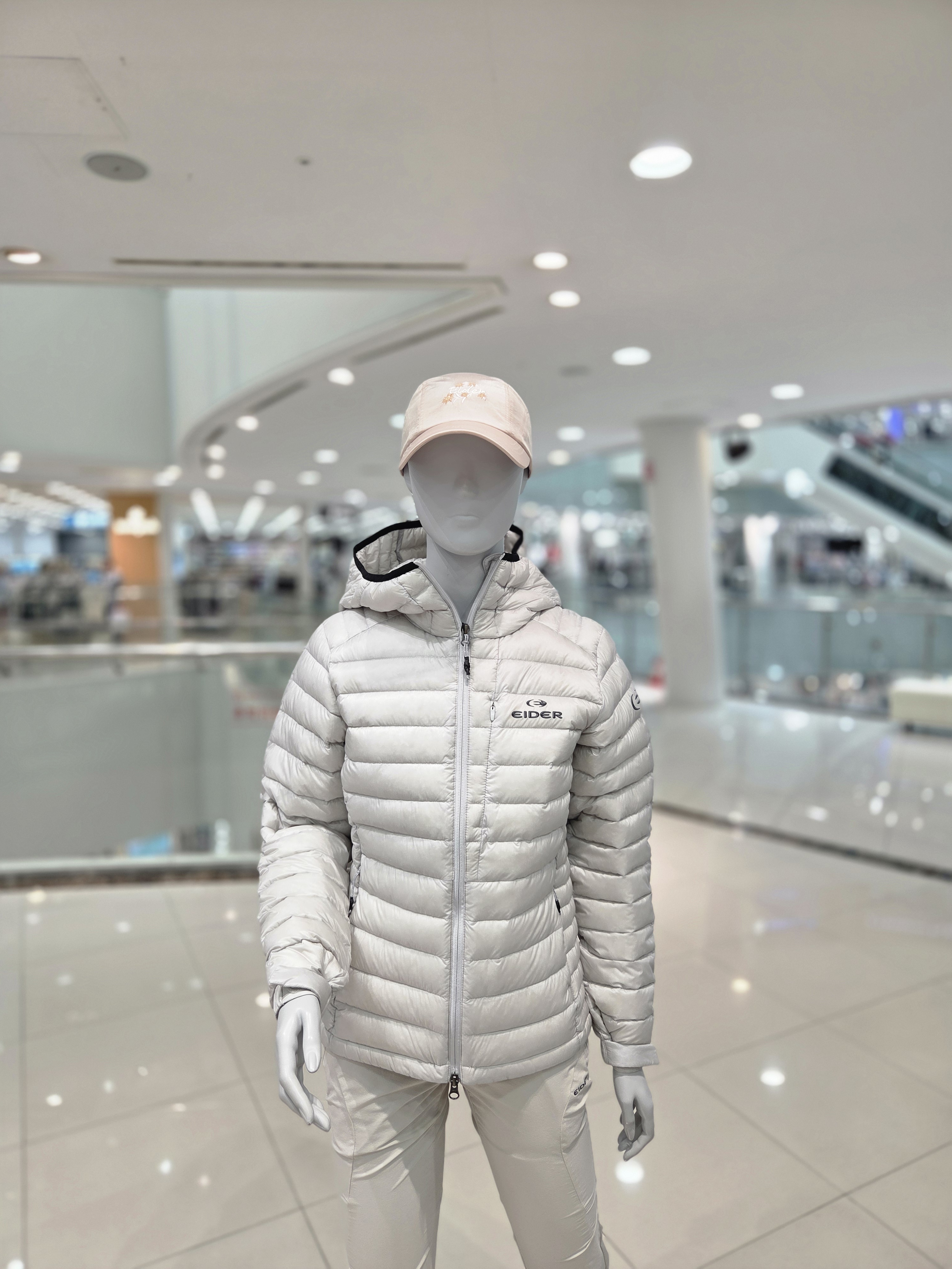 아이더 여성 경량 구스다운 자켓 후드패딩 헤리티지 WW24531