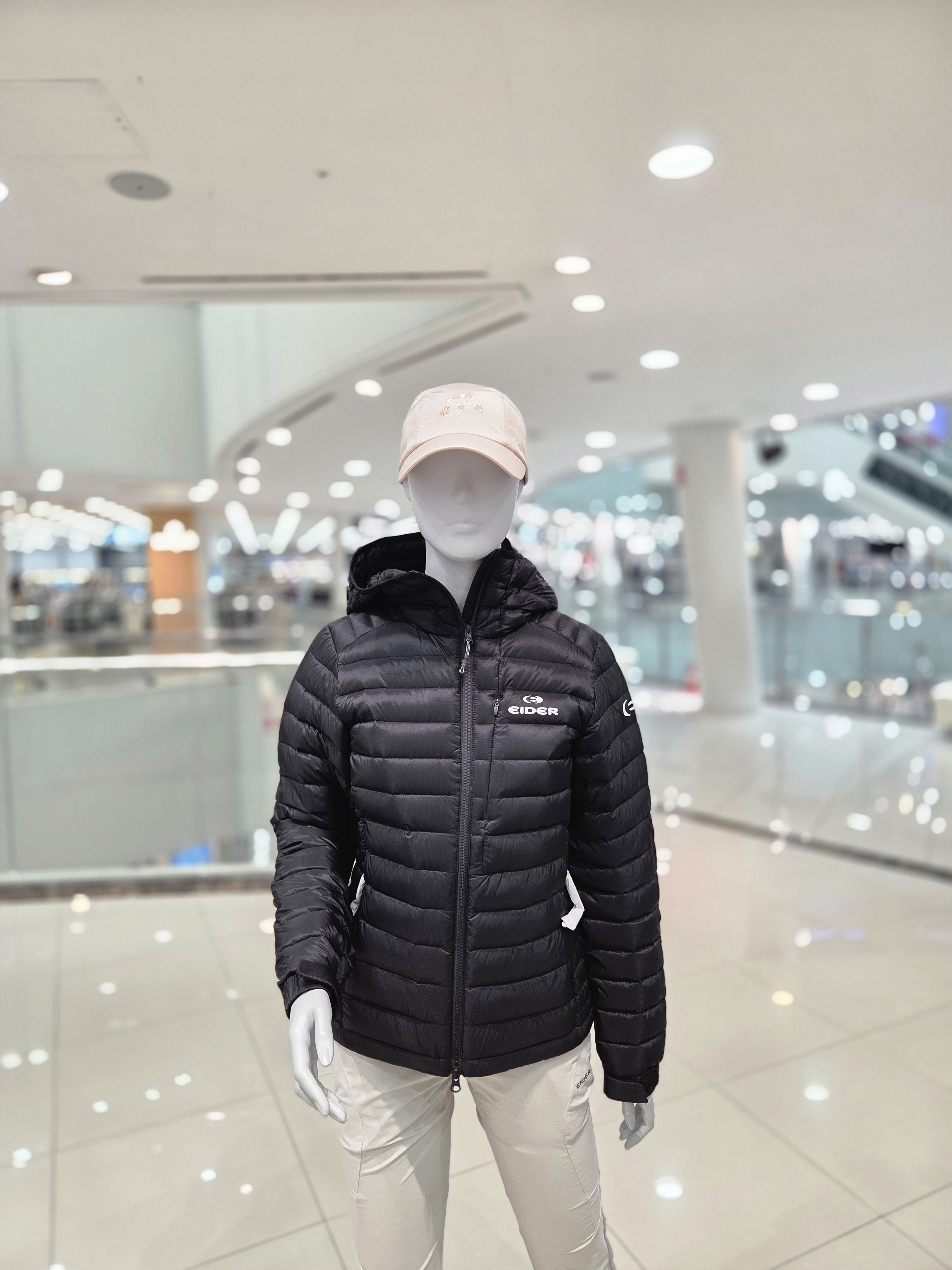 아이더 여성 경량 구스다운 자켓 후드패딩 WW24531