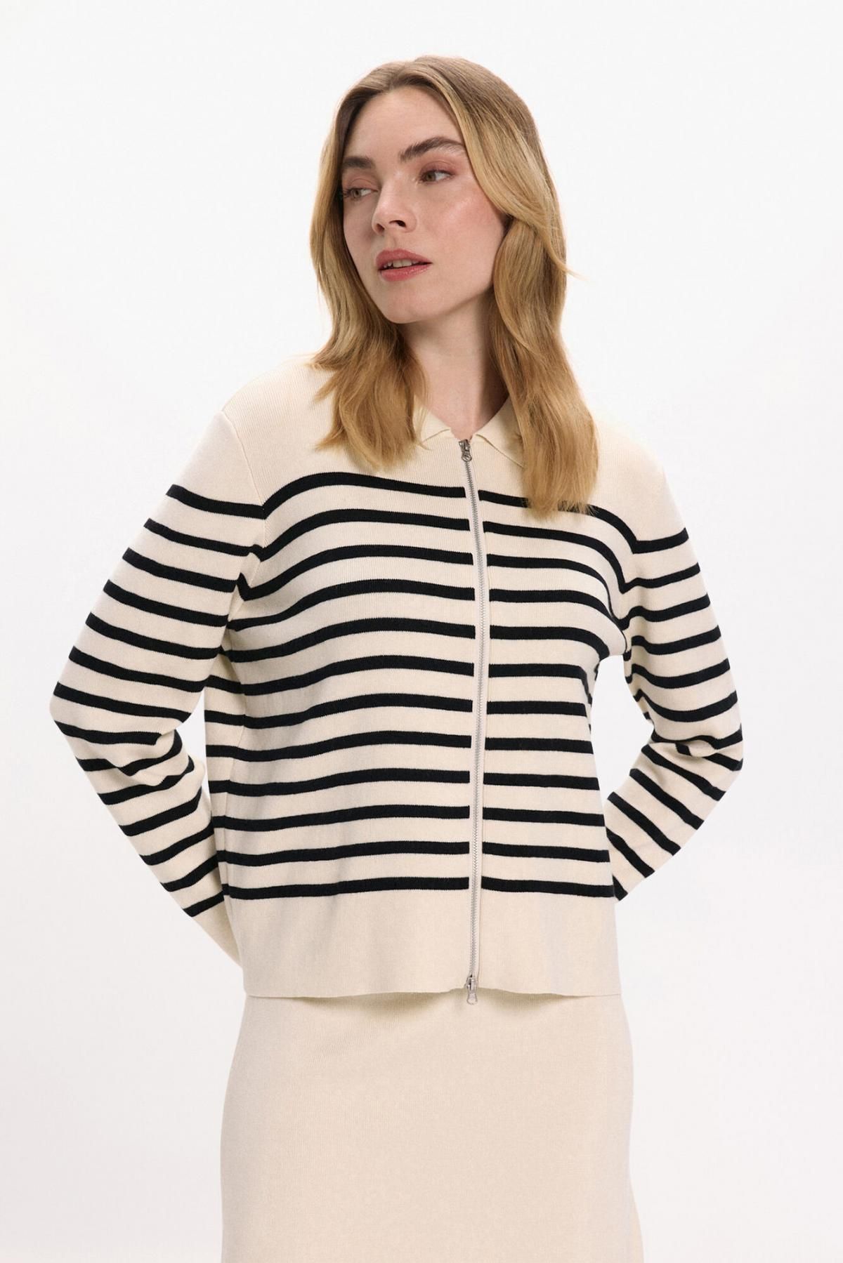 빌라 스트라이프 니트 카디건 라운드넥 집업 3762275 BEIGE - 상품 이미지