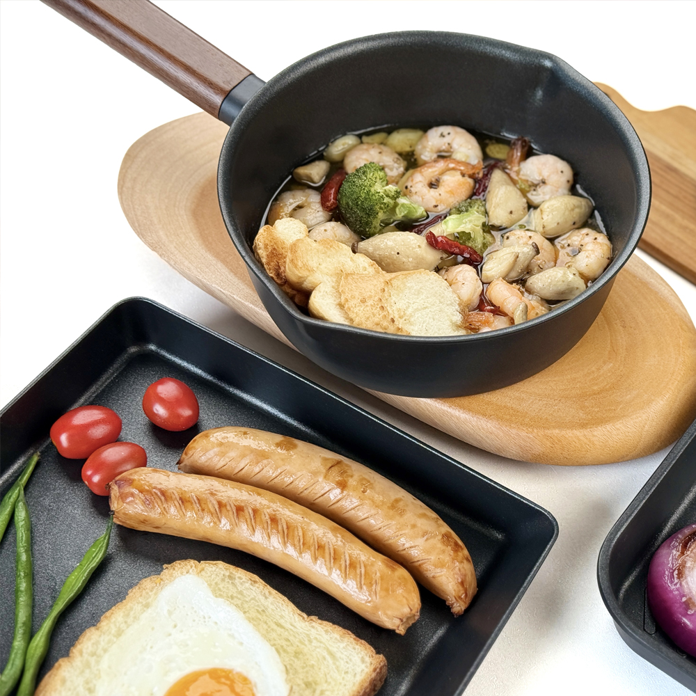 델라고 계란말이 프라이팬 에그팬 티타늄코팅 오일마스터 18cm