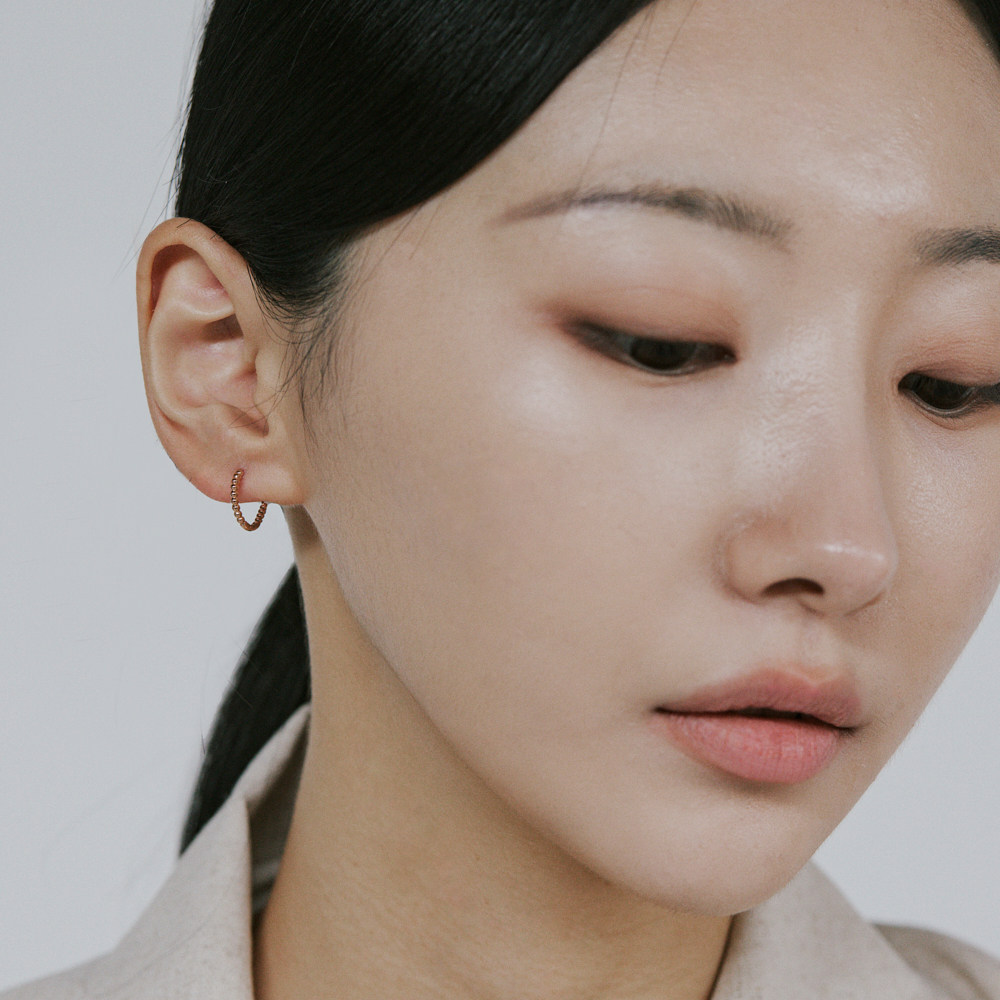 14K 버블 볼 원터치 귀걸이 / 데일리 링 이어링 - 상세 이미지 3