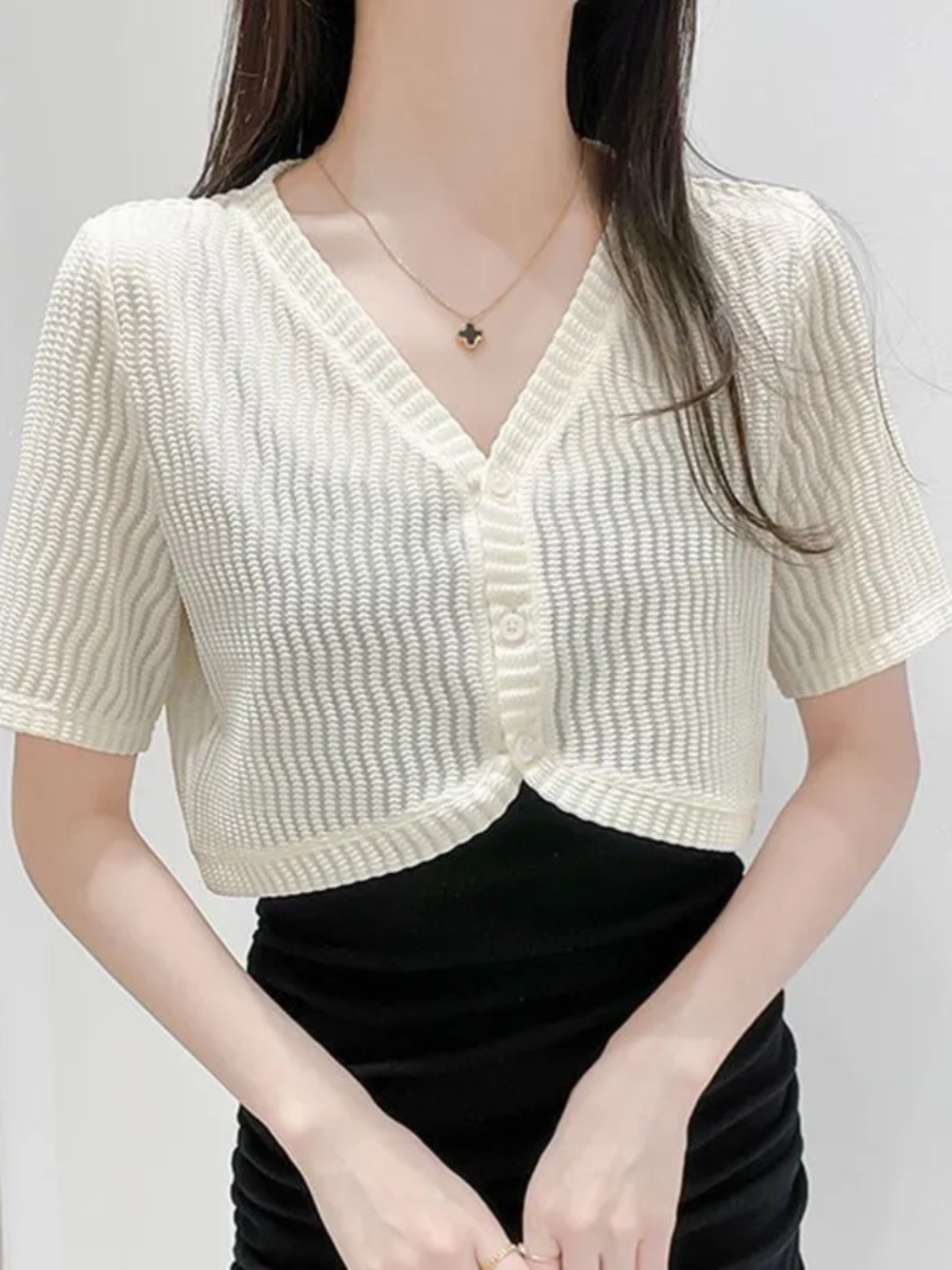반팔 크롭가디건 숏 가디건 골지 브이넥 휴가룩 밀크티브라운 - 상세 이미지 2