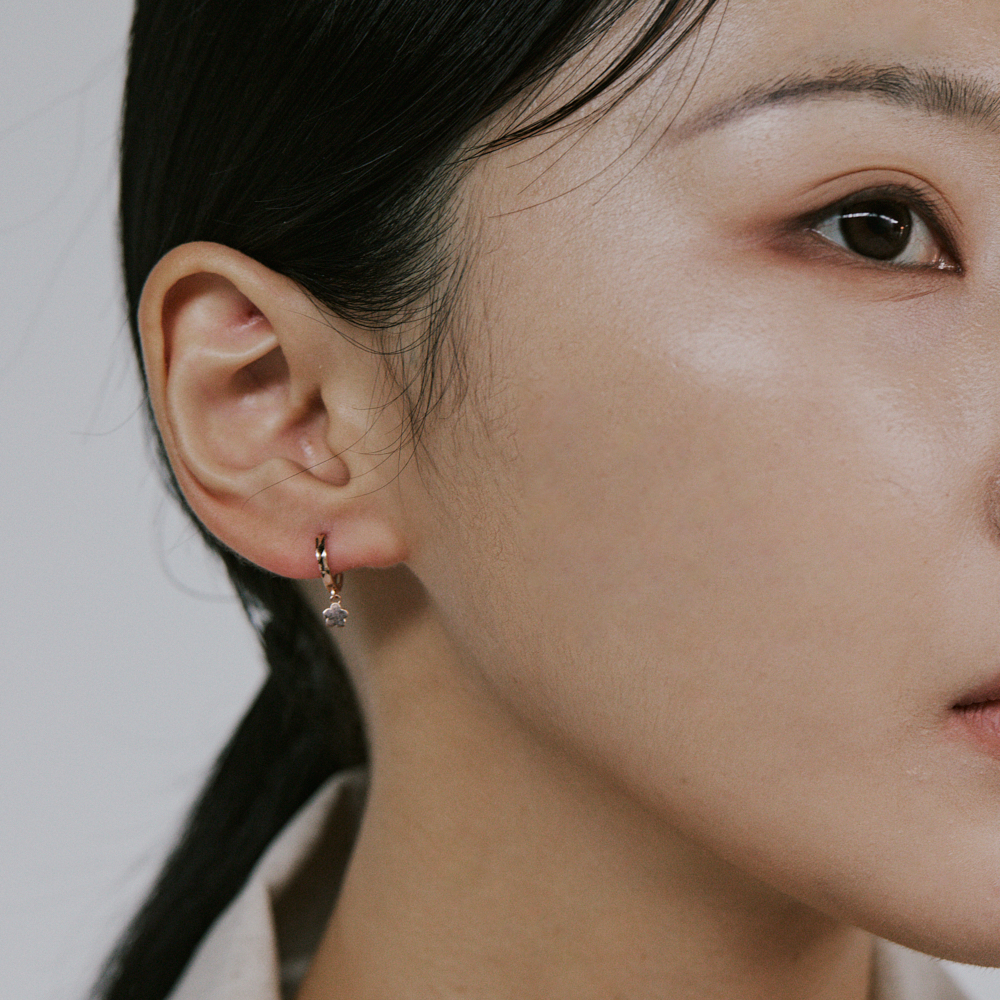 14K 클로버 다이아 컷팅 링귀걸이 / 원터치 금 귀걸이 - 상세 이미지 3