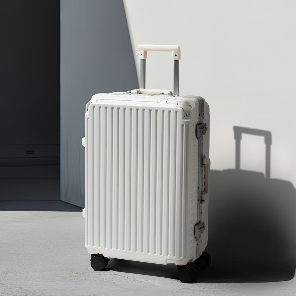 토부그 스틸 캐리어 기내용 대형 55cm 67cm(24인치) 77cm(28인치) 여행용가방