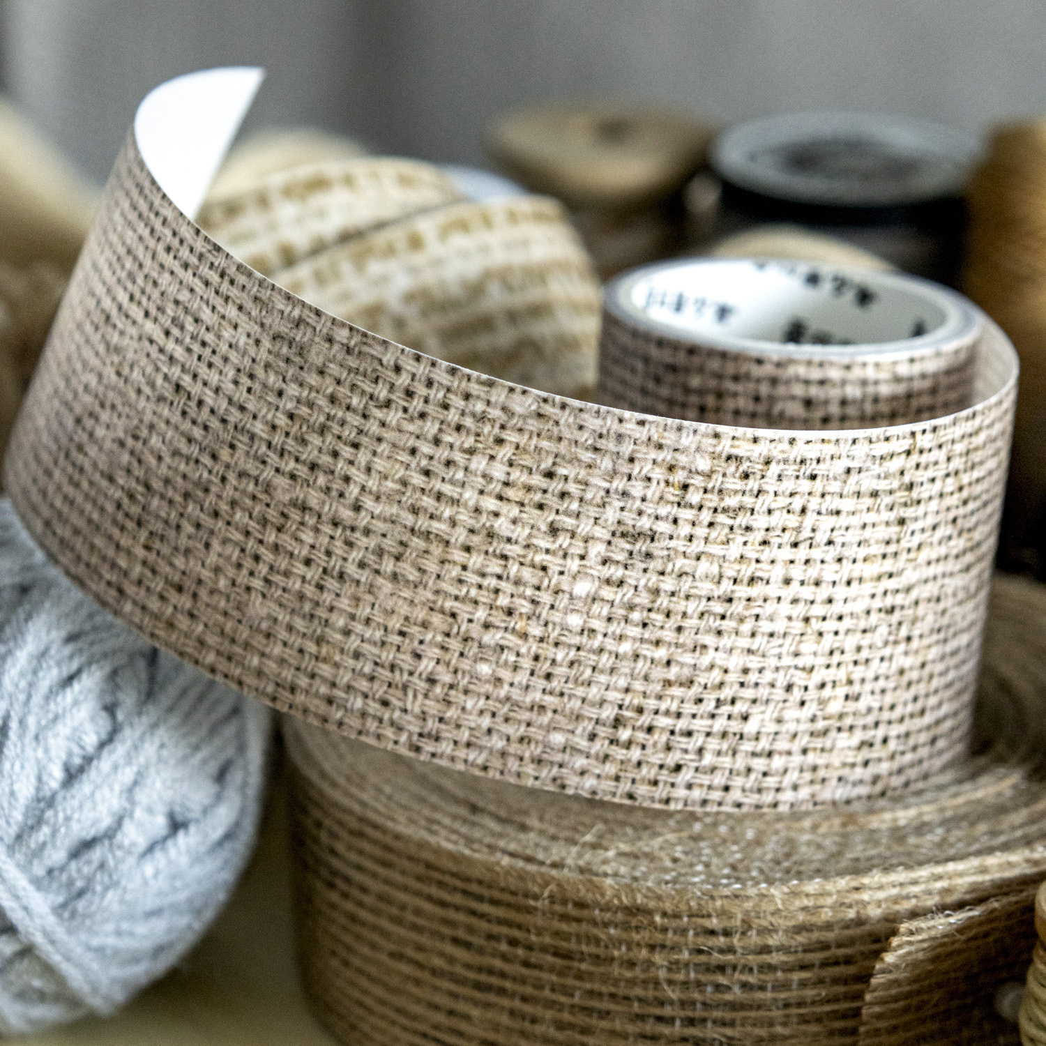 1평문구점 페브릭 종이 마스킹테이프 40mm 다꾸 Aroma Weaving Shadow - 상세 이미지 2