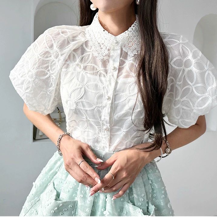 플라워 반팔 블라우스 우일 러블리 20대 30대 화이트 - 상세 이미지 2