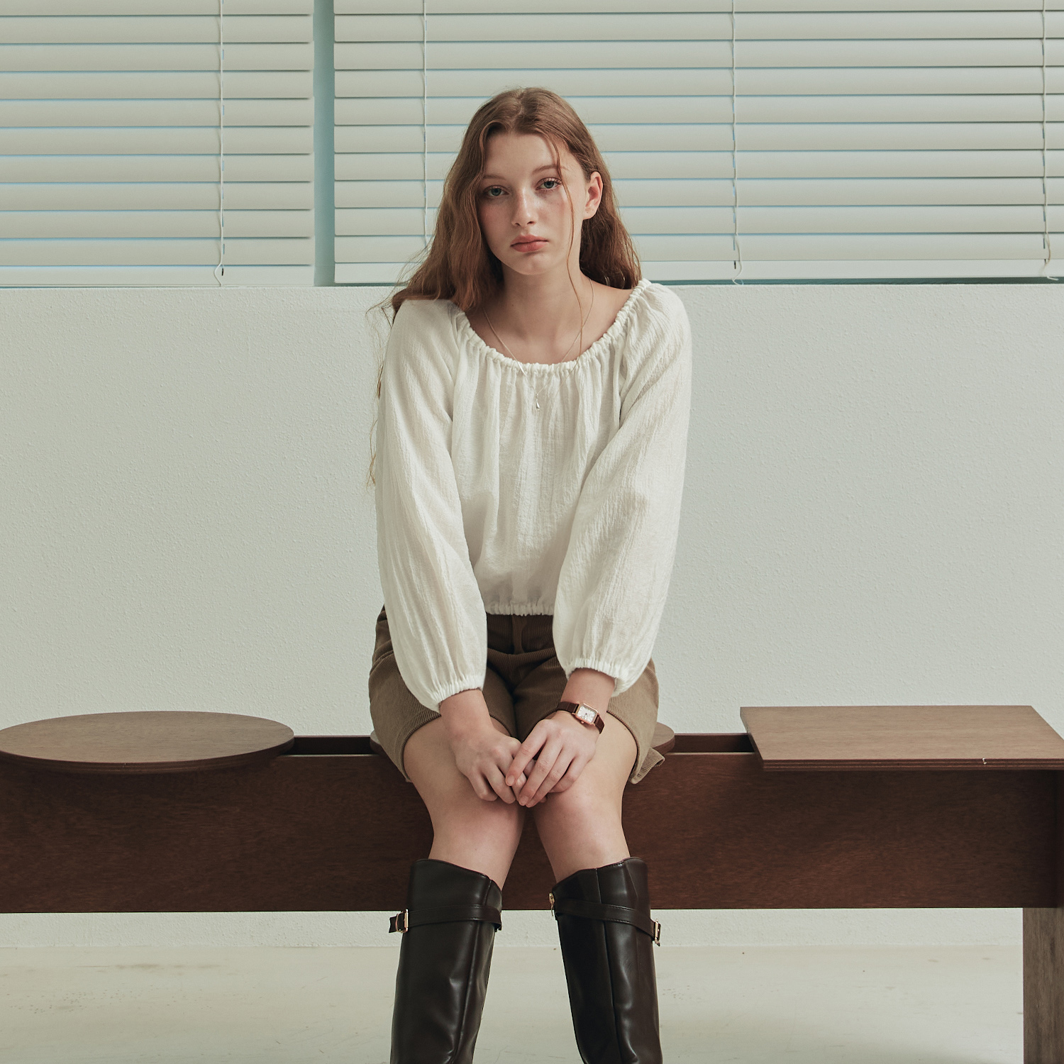 [제로스트릿] 블리스 셔링 블라우스 BLISS SHIRRING BLOUSE / CREAM - 상품 이미지