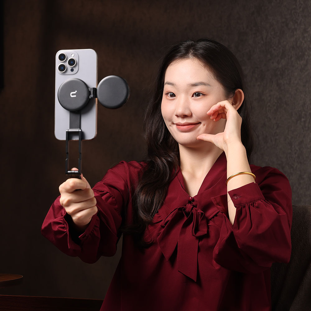 울란지 올인원 맥세이프 스마트폰 셀카 미니 삼각대 + 조명 키트 (MA60 + LM19) 이미지 8