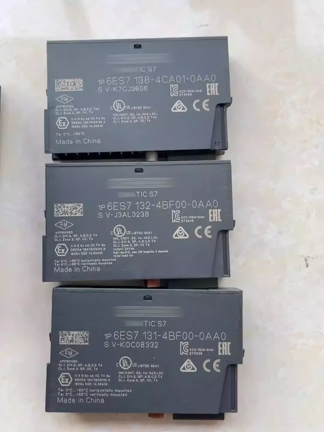ET200S 모듈 6ES7 138-4CA01-0AA0131-4BF00-0AA0132-4BF00-0AA0 고품질과 손상 없는 정상적기능