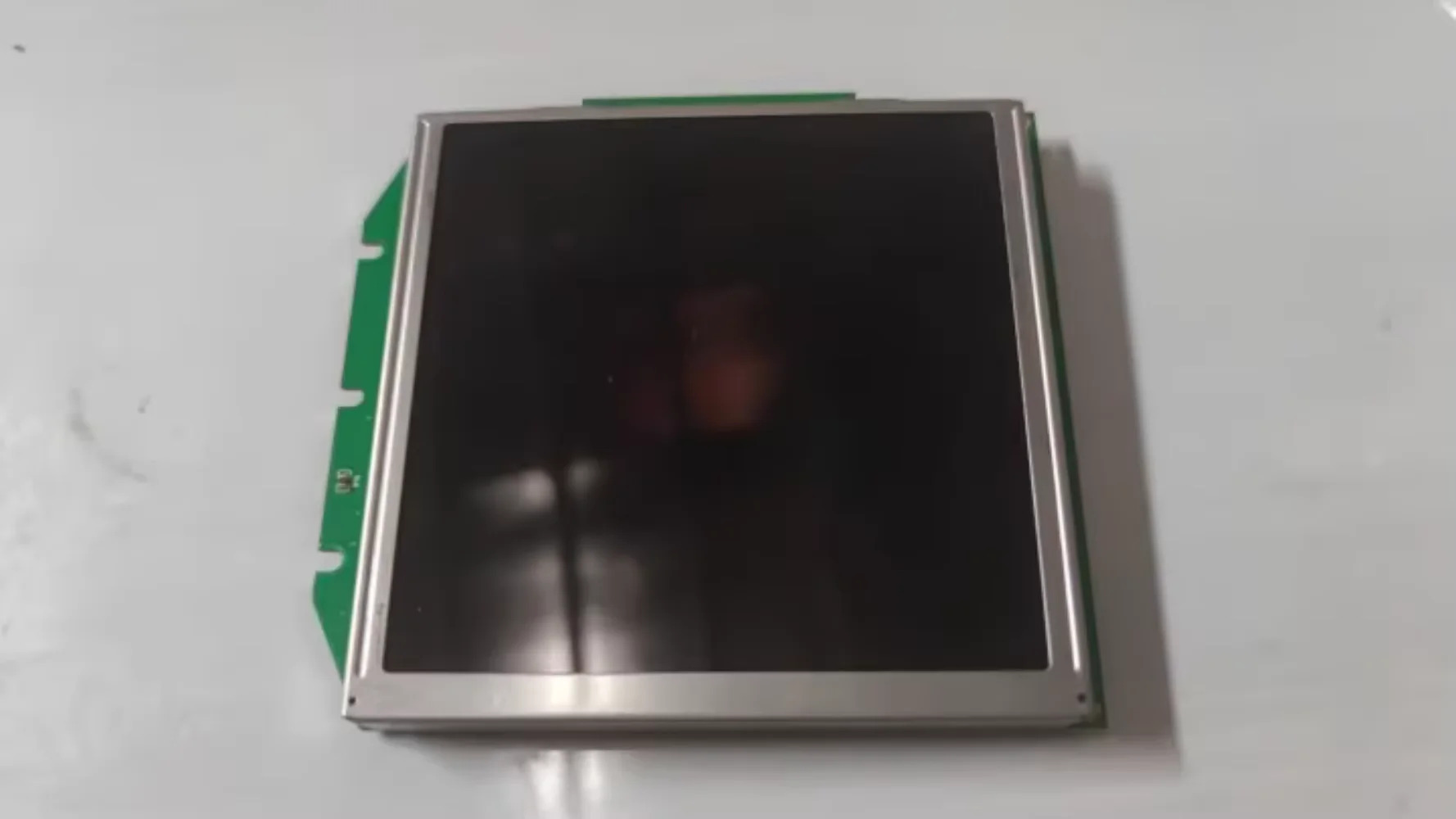 LCD 화면 MPG1N1437-A1-E