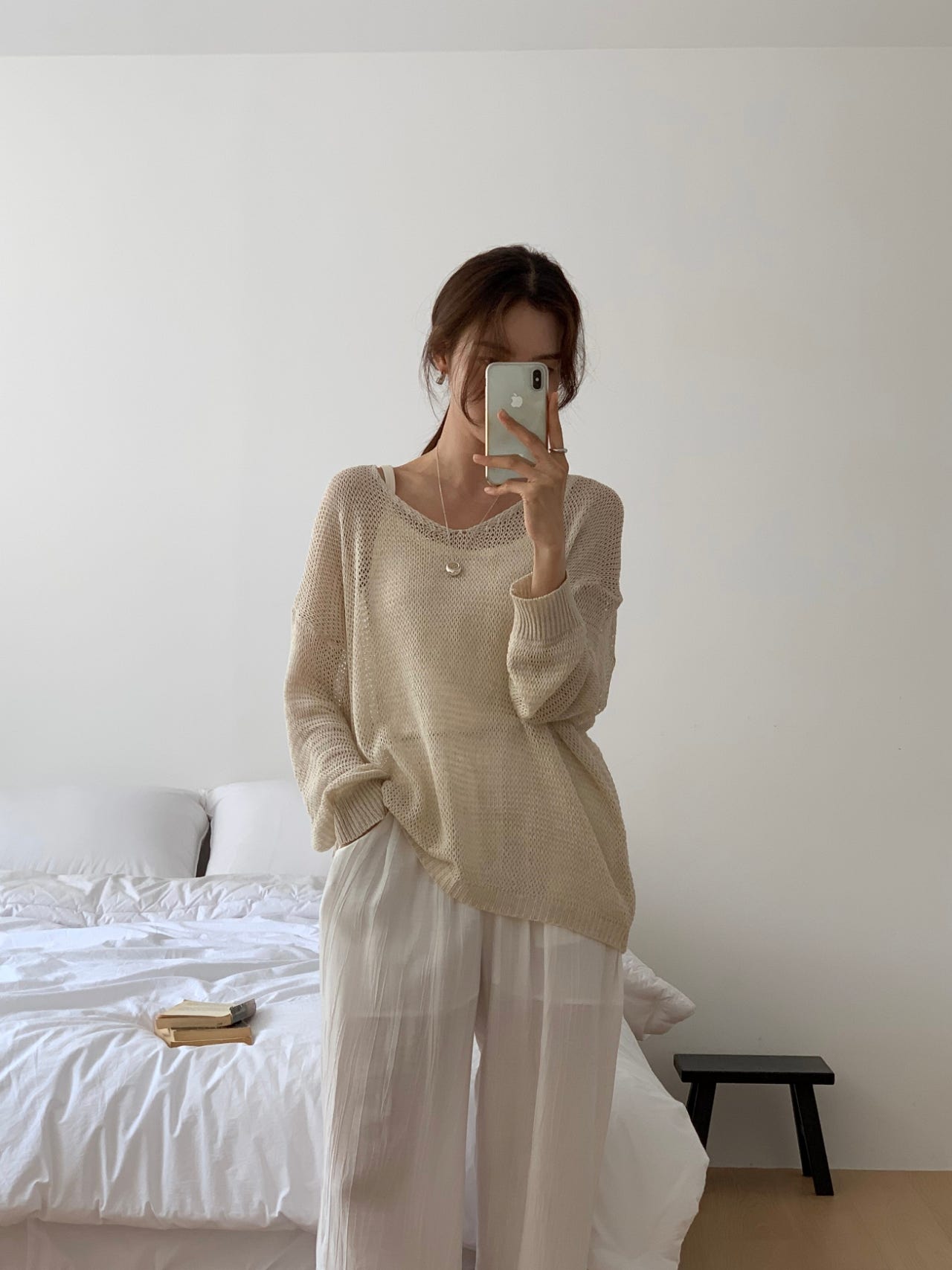 오버무드 여성 오버핏 브이넥 시스루 린넨 그물 얇은 긴팔 썸머 니트 4color - 상세 이미지 3