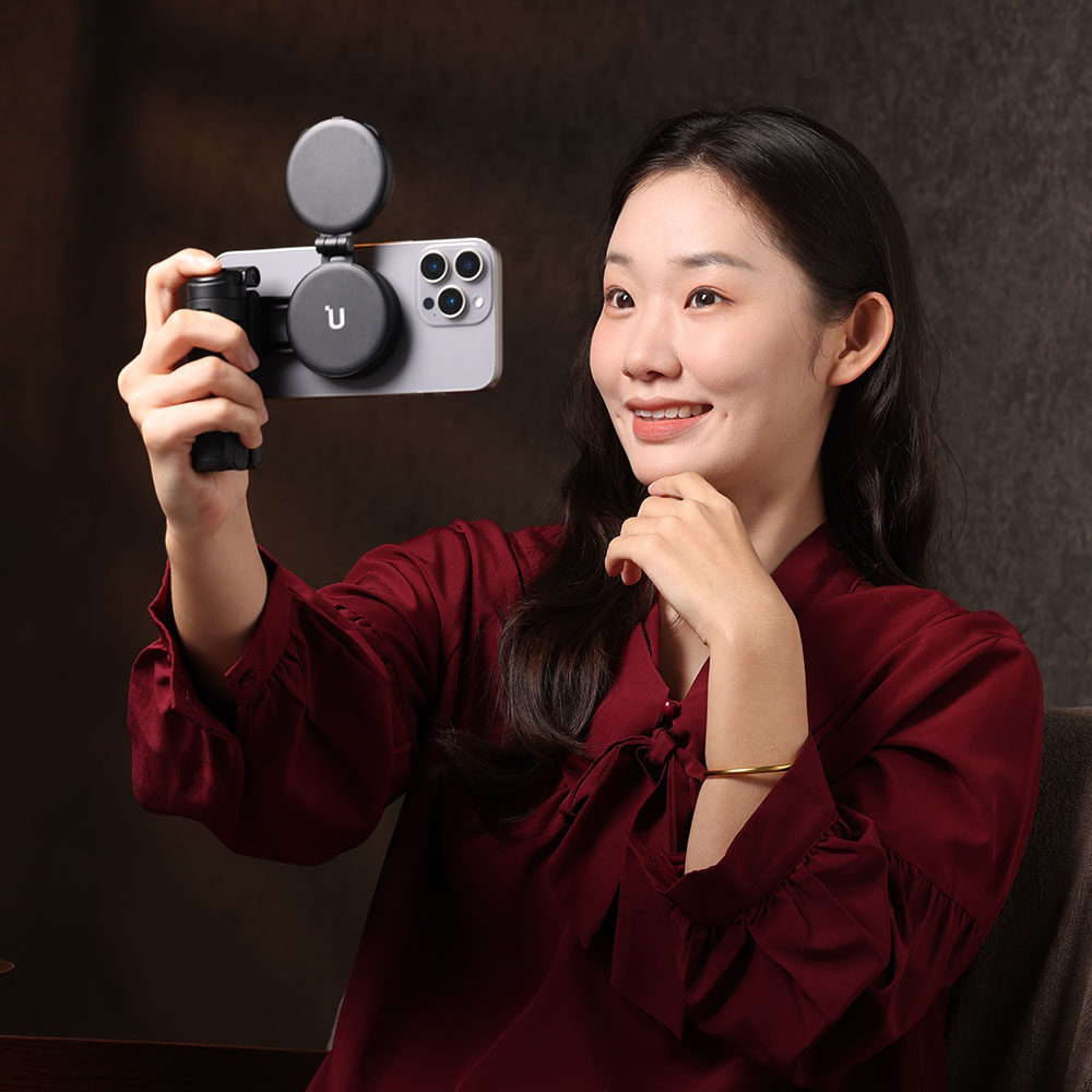 울란지 JJ03 맥세이프 마그네틱 셔터그립 블루투스 셀카봉 삼각대 + LM19 조명 키트 이미지 7
