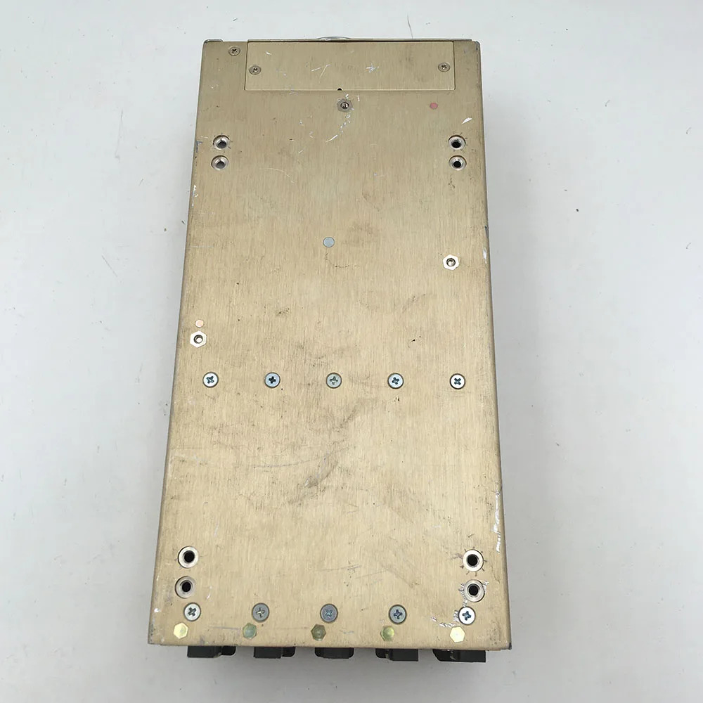 ASTEC MP4-1E-1L-1N-1N-4LF-00 600W다출력 전원 모듈대해 리퍼 작동