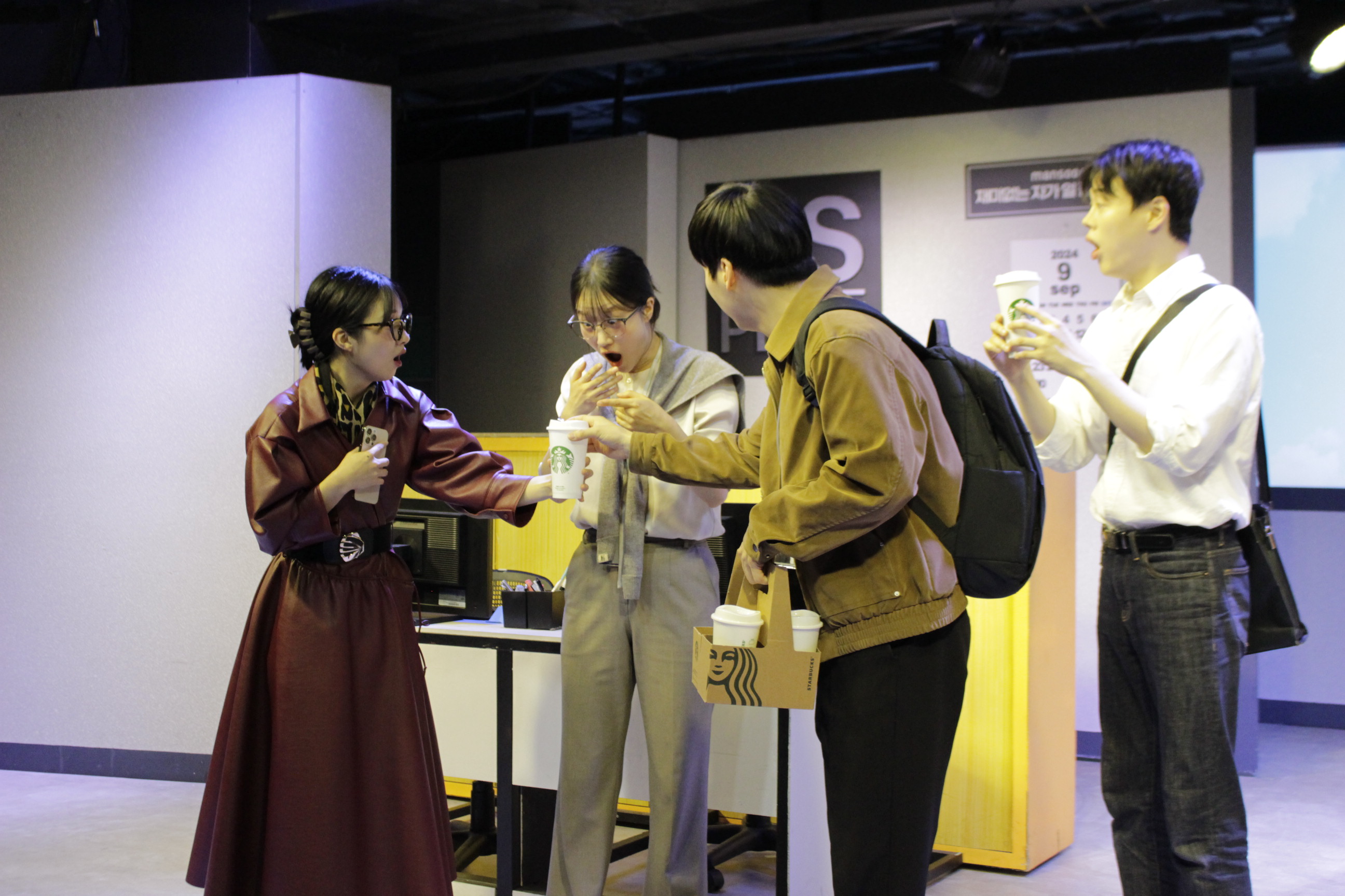 혜화 연극 대학로 연극 혜화역 혜화동 예매 서울 로맨스 코미디 상세 이미지 4