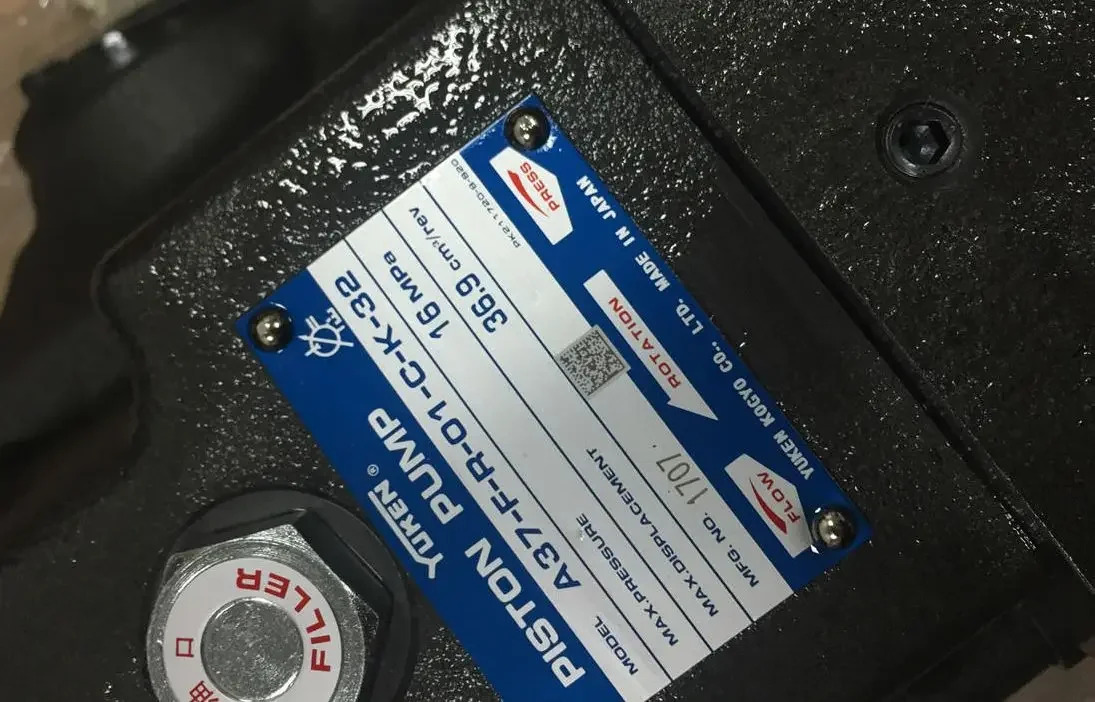 유켄 펌프 A37-F-R-01-C-K-32