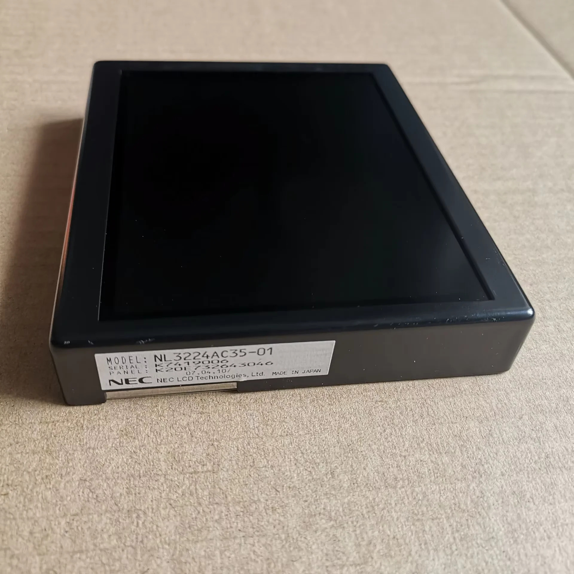 5.5인치 LCD 디스플레이 패널 NL3224AC35-01