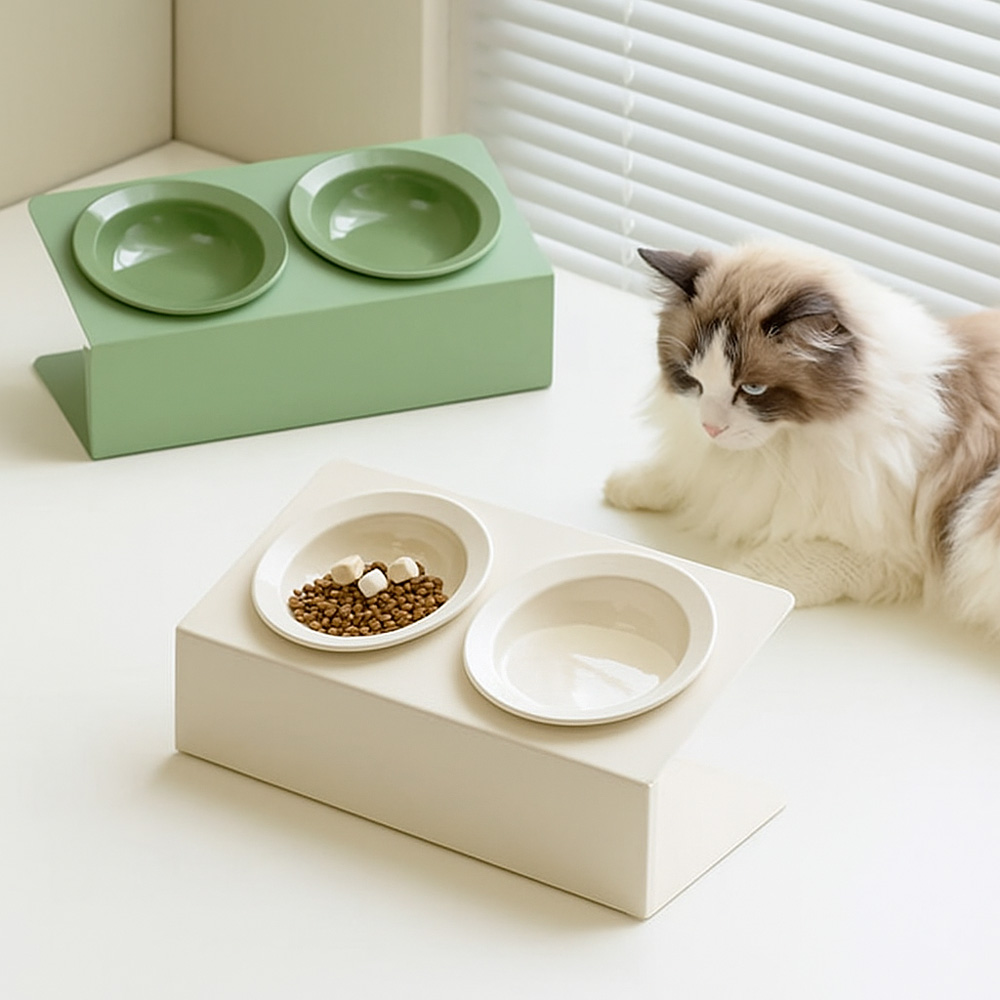 쭈쭈야 모던 멍냥 각도 조절 도자기 강아지 밥그릇 물그릇 2구 고양이 철제 식기 식탁 세트