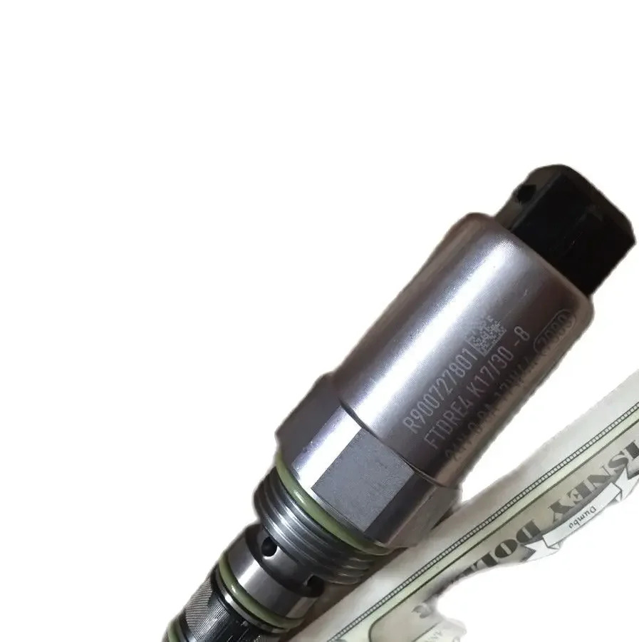 FTDRE4 K17/30-8 24V 0.8A 렉스로스 밸브 R 900727801  FTDRE 4 K1X/30AG24C4V-8