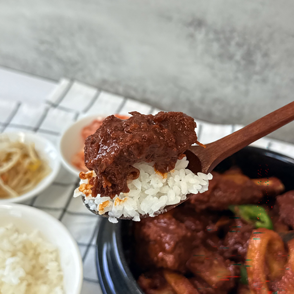 매운갈비찜 한돈 돼지갈비찜 700g - 상세 이미지 3