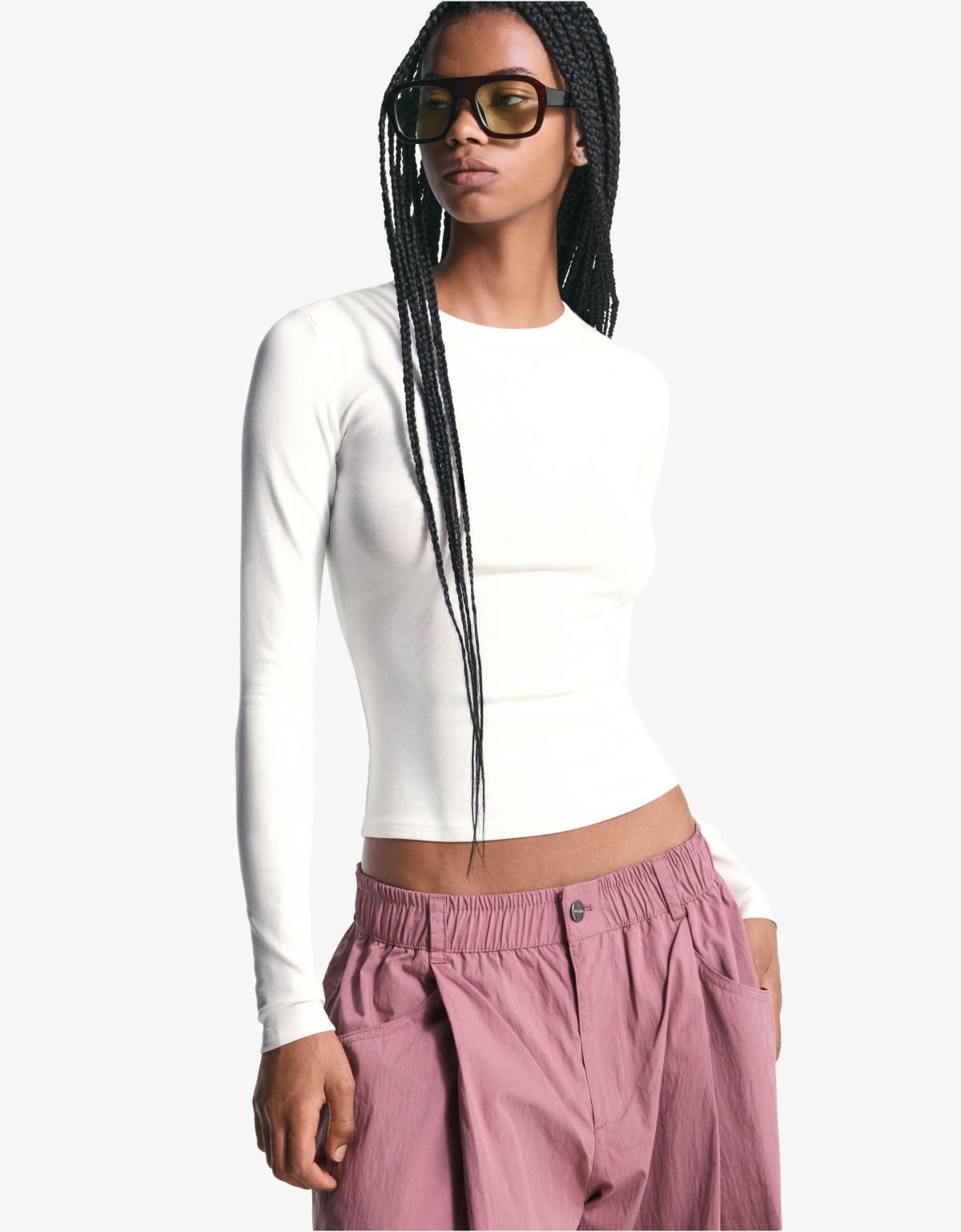 버쉬카 미니멀 베이직 라운드넥 긴팔 티셔츠 7802/152 OFF WHITE - 상세 이미지 5